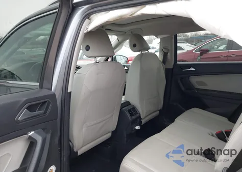 2020 Volkswagen Tiguan 2.0T Se/2.0T Se R-Line Black/2.0T Sel из США, поврежденный, VIN 3VV2B7AX0LM056210